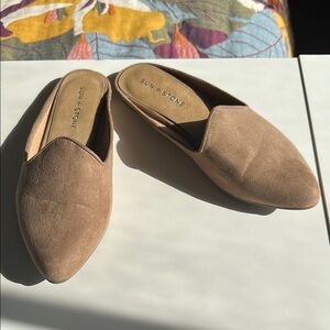 Sun + Stone Women's Tan Slip-On Shoes
